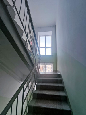 Продам двухкомнатную (2-комн.) квартиру, Халезова ул, 13, Казань г