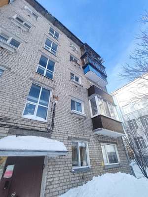 Продам двухкомнатную (2-комн.) квартиру, Халезова ул, 13, Казань г