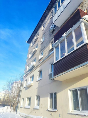 Продам двухкомнатную (2-комн.) квартиру, Халезова ул, 13, Казань г