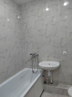 Продам однокомнатную (1-комн.) квартиру, Тепличная ул, 62/1, Краснодар г