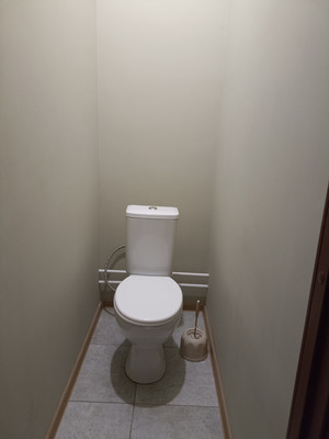 Продам комнату в 6-комн. квартире, Рыбацкая ул, 4, Санкт-Петербург г