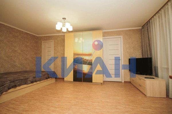 Сдам двухкомнатную (2-комн.) квартиру, Мечникова ул, 40, Красноярск г