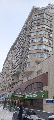 Продам трехкомнатную (3-комн.) квартиру, Ленинградский пр-кт, 52, Москва г