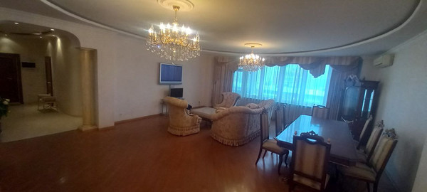 Продам трехкомнатную (3-комн.) квартиру, Ленинградский пр-кт, 52, Москва г