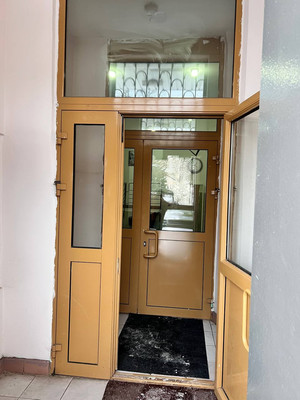 Продам двухкомнатную (2-комн.) квартиру, Юных Ленинцев ул, 47к4, Москва г