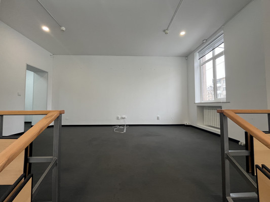 Сдам коммерческое помещение 126,8 м2, Чайковского ул, 2, Калининград г