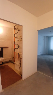 Продам трехкомнатную (3-комн.) квартиру, Королёва пр-кт, 63к2, Санкт-Петербург г