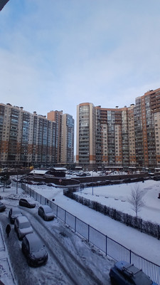 Продам трехкомнатную (3-комн.) квартиру, Королёва пр-кт, 63к2, Санкт-Петербург г