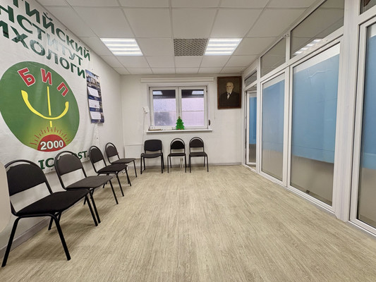 Сдам коммерческое помещение 52,2 м2, В.Гакуна ул, 5, Калининград г