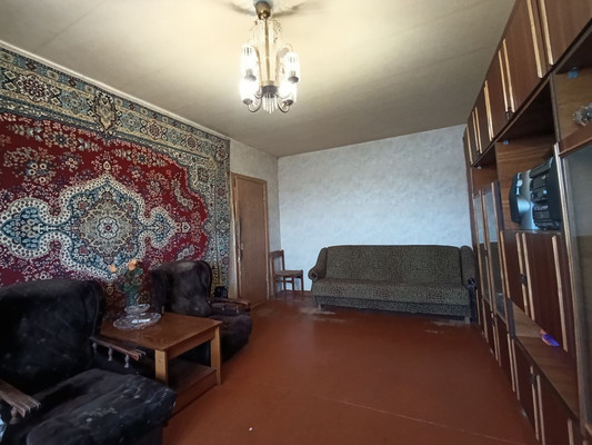 Продам двухкомнатную (2-комн.) квартиру, Октябрьская ул, 61, Калининград г