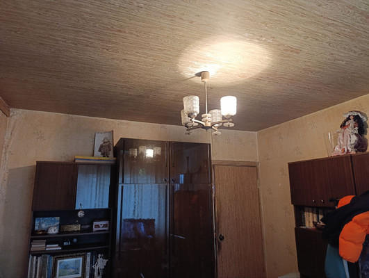 Продам двухкомнатную (2-комн.) квартиру, Октябрьская ул, 61, Калининград г