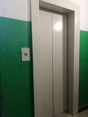 Продам двухкомнатную (2-комн.) квартиру, Октябрьская ул, 61, Калининград г