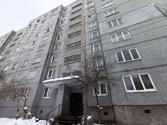 Продам двухкомнатную (2-комн.) квартиру, Октябрьская ул, 61, Калининград г