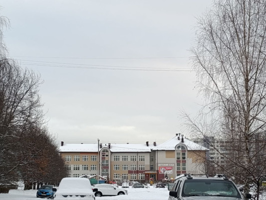 Продам двухкомнатную (2-комн.) квартиру, Октябрьская ул, 61, Калининград г