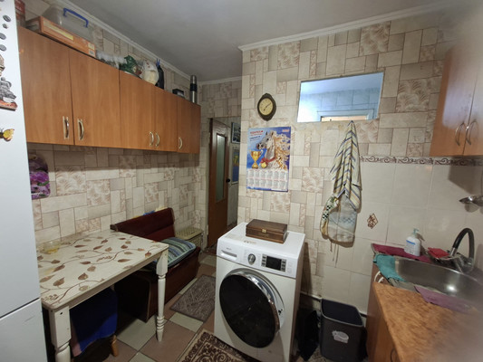 Продам двухкомнатную (2-комн.) квартиру, Ульянова Дмитрия ул, 12, Ялта г