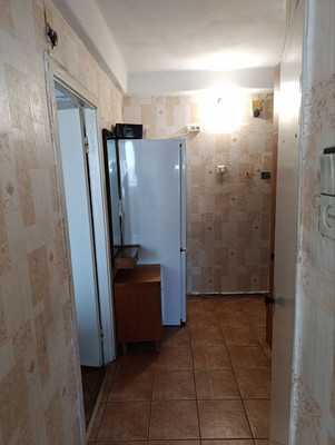 Продам двухкомнатную (2-комн.) квартиру, 3, Большая Вруда д