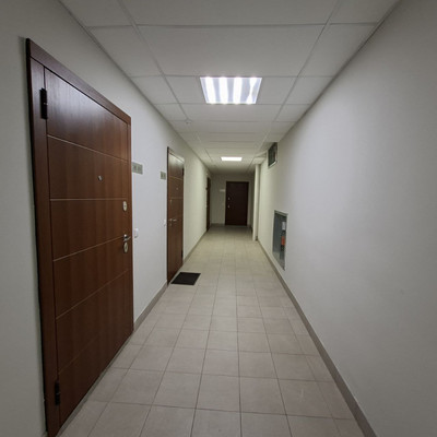 Продам трехкомнатную (3-комн.) квартиру, Десантника Вадима Чугунова б-р, 10/6, Новогорелово п