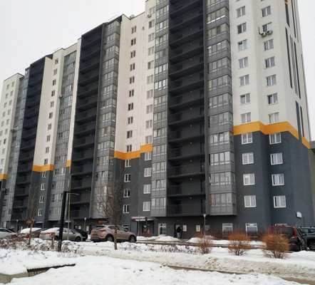 Продам трехкомнатную (3-комн.) квартиру, Десантника Вадима Чугунова б-р, 10/6, Новогорелово п