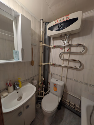 Продам однокомнатную (1-комн.) квартиру, Космонавтов пр-кт, 8к2, Ростов-на-Дону г