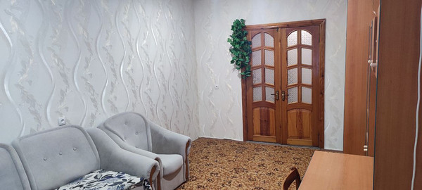 Продам многокомнатную квартиру, Балаклавская ул, 49, Симферополь г