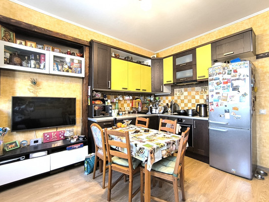 Продам двухкомнатную (2-комн.) квартиру, Электромонтажный проезд, 9, Подольск г