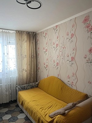 Продам трехкомнатную (3-комн.) квартиру, Шаляпина ул, 25, Казань г