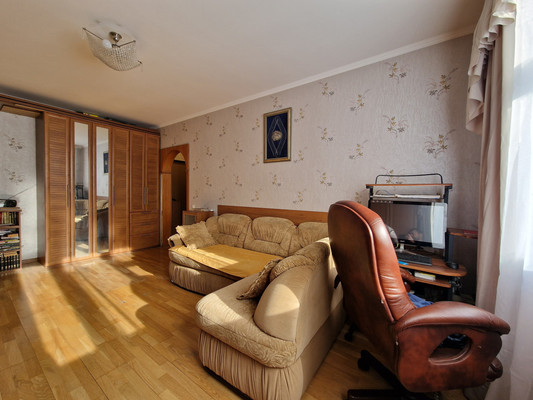 Продам однокомнатную (1-комн.) квартиру, Маломосковская ул, 21к4, Москва г