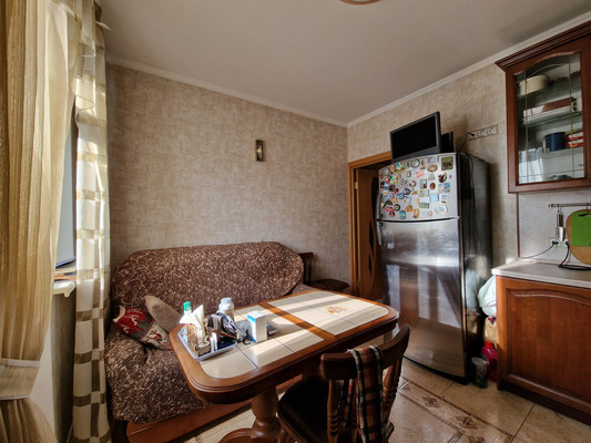 Продам однокомнатную (1-комн.) квартиру, Маломосковская ул, 21к4, Москва г