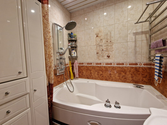 Продам однокомнатную (1-комн.) квартиру, Маломосковская ул, 21к4, Москва г