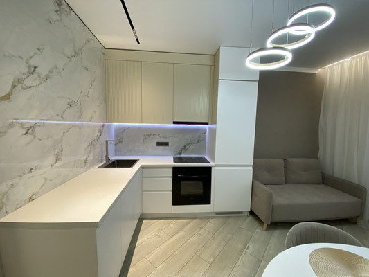 Продам трехкомнатную (3-комн.) квартиру, Маршала Жукова пр-кт, 18, Ростов-на-Дону г