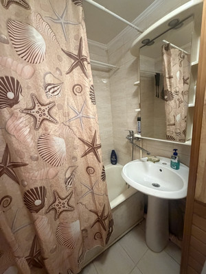 Продам однокомнатную (1-комн.) квартиру, Горбунова ул, 17к1, Москва г