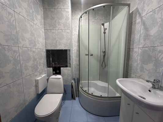 Продам однокомнатную (1-комн.) квартиру, Рощинская ул, 39, Екатеринбург г