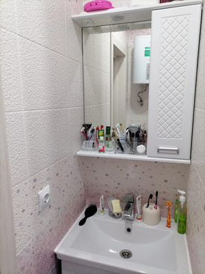 Продам двухкомнатную (2-комн.) квартиру, Толстого ул, 130к2, Анапа г