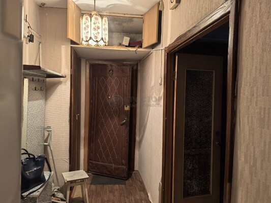 Продам двухкомнатную (2-комн.) квартиру, Беловежская ул, 39к3, Москва г