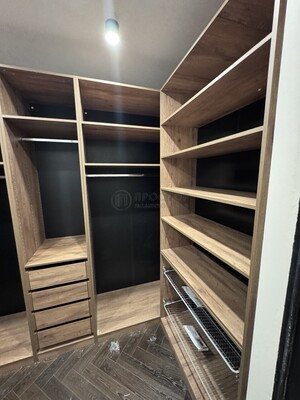 Продам двухкомнатную (2-комн.) квартиру, Дубнинская ул, 37к2, Москва г