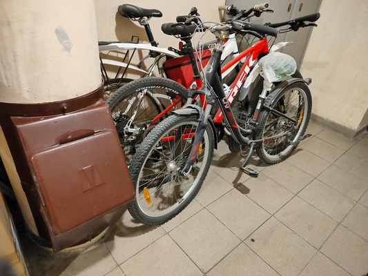 Продам трехкомнатную (3-комн.) квартиру, 1-й Новомихалковский проезд, 2к1, Москва г