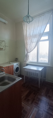 Продам комнату в 4-комн. квартире, Детскосельская ул, 11, Павловск г