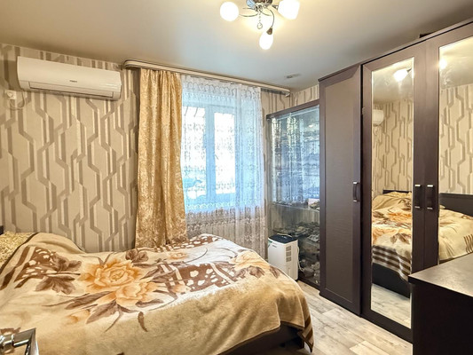 Продам двухкомнатную (2-комн.) квартиру, Юбилейная ул, 1А, Находка г