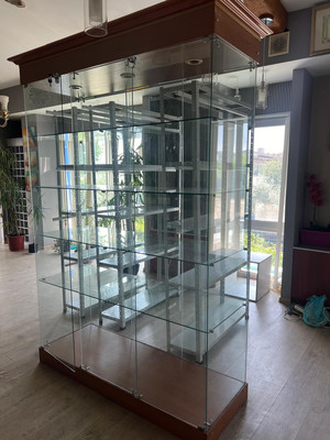 Продам торговое помещение 211 м2, Мира пр-кт, 69, Находка г