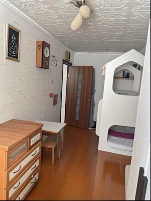 Продам трехкомнатную (3-комн.) квартиру, Шаляпина ул, 25, Казань г