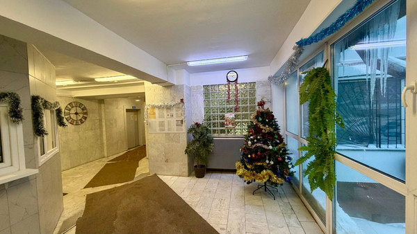 Продам двухкомнатную (2-комн.) квартиру, Мичуринский пр-кт, 58, Москва г