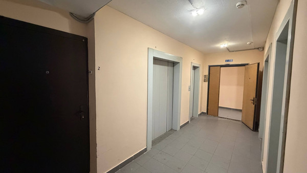 Продам двухкомнатную (2-комн.) квартиру, Мичуринский пр-кт, 58, Москва г