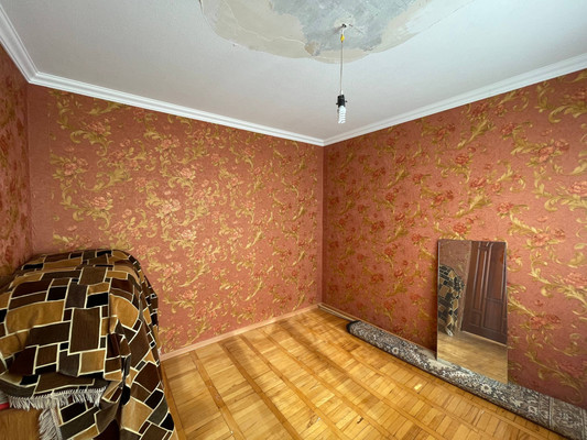 Продам многокомнатную квартиру, Ашурова ул, 4, Нальчик г