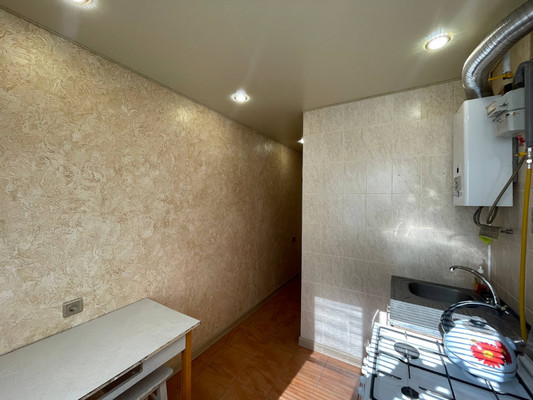 Продам многокомнатную квартиру, Ашурова ул, 4, Нальчик г