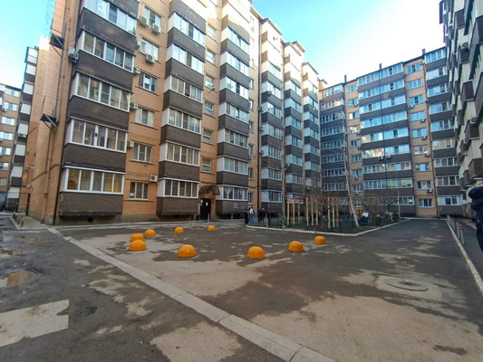 Продам двухкомнатную (2-комн.) квартиру, им. Рахманинова С.В. ул, 36, Краснодар г