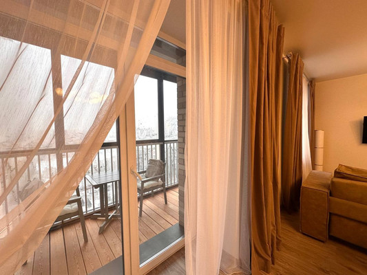 Продам двухкомнатную (2-комн.) квартиру, Авиаторов ул, 4г, Красноярск г