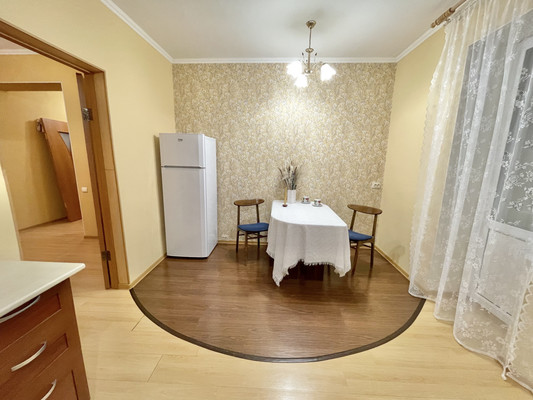 Продам двухкомнатную (2-комн.) квартиру, Красноармейская ул, 26, Ханты-Мансийск г