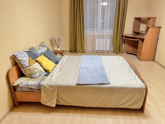 Продам двухкомнатную (2-комн.) квартиру, Красноармейская ул, 26, Ханты-Мансийск г