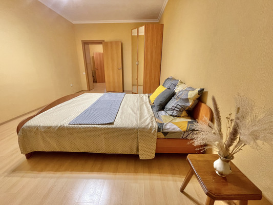 Продам двухкомнатную (2-комн.) квартиру, Красноармейская ул, 26, Ханты-Мансийск г