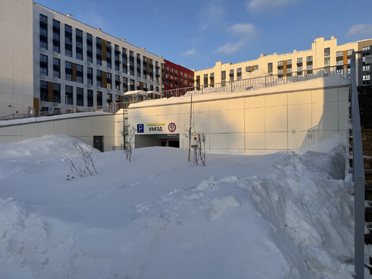 Продам двухкомнатную (2-комн.) квартиру, Азата Аббасова ул, 16, Казань г